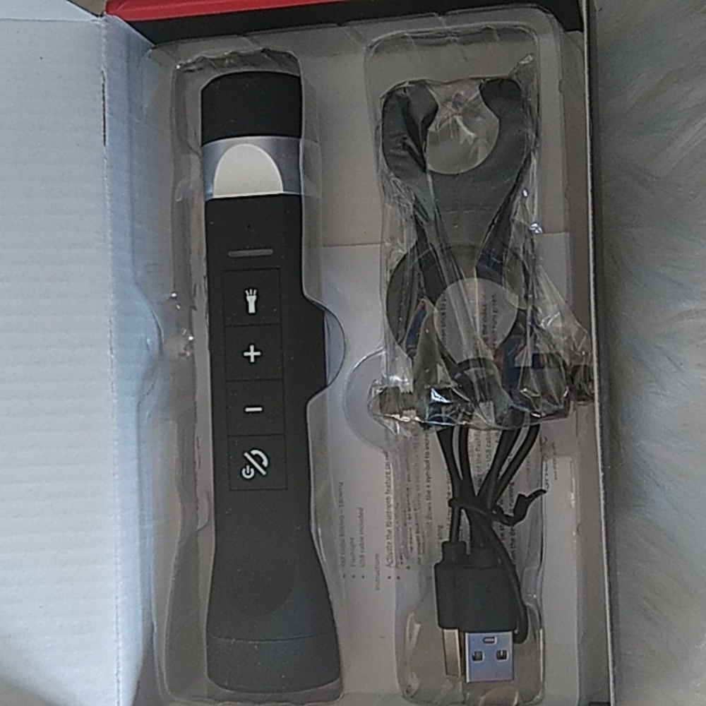 Bluetooth flashlight - Picture 2 of 2